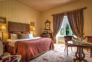 Castle Accommodation Ireland, Castle Hotels Ireland, Irish Castle Hotels